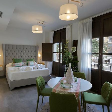 Apartamentos El Marques Malaga Ngoại thất bức ảnh